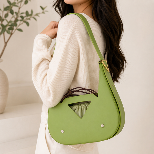 Bloom Ivory Flora Shoulder BaG